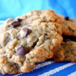 Irresistible Vegan Oatmeal Chocolate Chip Cookie Recipe