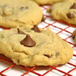 Delicious Vegan Chocolate Chip Cookies: Sweet and Simple Tips
