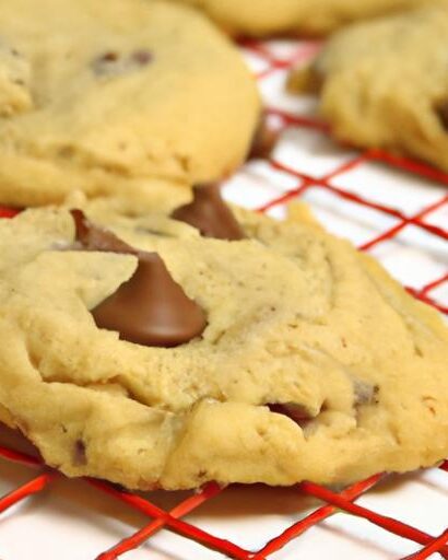 Delicious Vegan Chocolate Chip Cookies: Sweet and Simple Tips