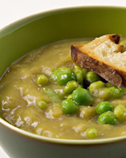 Hearty & Healthy: Your Guide to Vegetarian Split Pea Soup