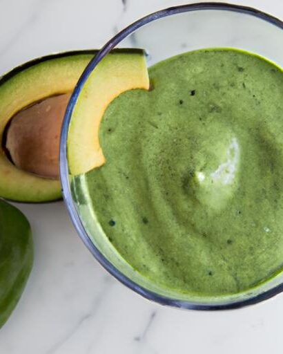 Green Power Boost: Avocado & Spinach Smoothie Recipe Guide