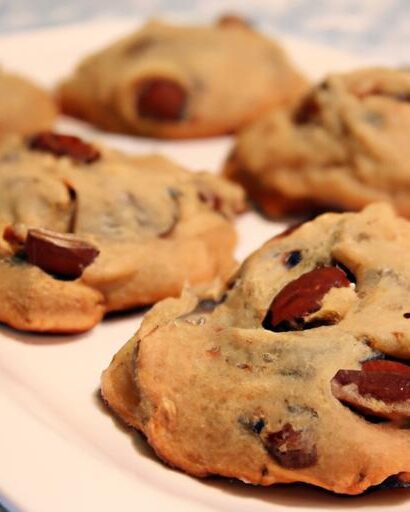 Almond Flour Chocolate Chip Cookies: Nutty, Soft & Delicious