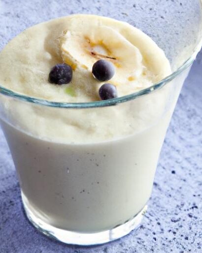 Velvety Vanilla Smoothies: Creamy Bliss in Every Sip