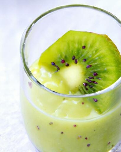 Kiwi Smoothie Magic: Refreshing Boost for Your Day
