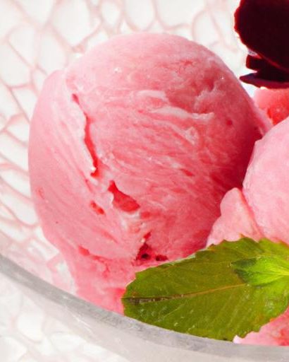 Refreshing Raspberry Sorbet Recipe: Sweet Summer Delight