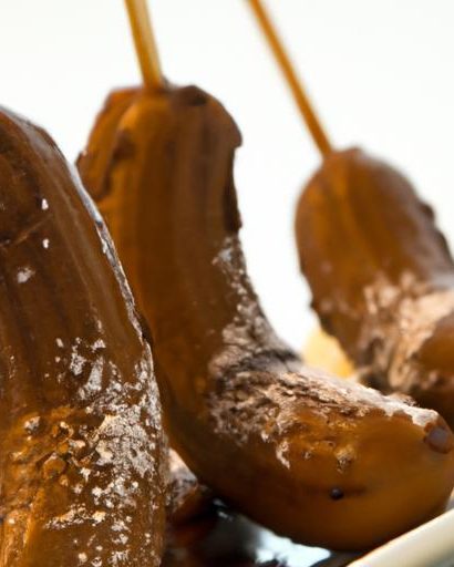 Irresistible Chocolate Dipped Bananas: Sweet, Simple Treats
