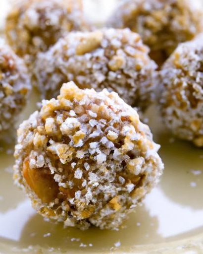 Decadent Cashew Caramel Bliss Balls: A Nutty Delight