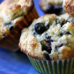 Irresistible Blueberry Crumble Muffins: A Sweet Morning Treat